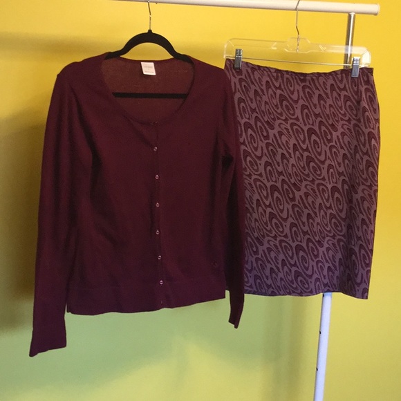 Banana Republic Dresses & Skirts - BUNDLE - S purple sweater+8 Banana Republic skirt